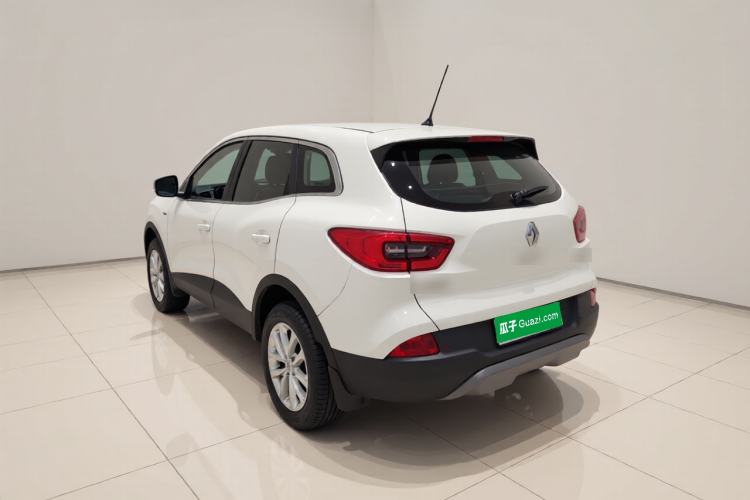 Used Renault Kadjar 2017 2.0L Two-Wheel Drive Fashion Edition Rear Left 45 Deg