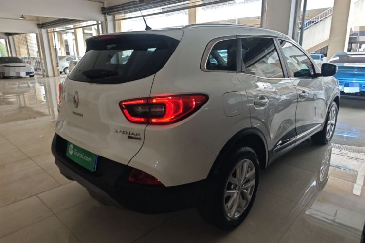 Used Renault Kadjar 2017 2.0L Two-Wheel-Drive Leading Edition Rear Right 45 Deg