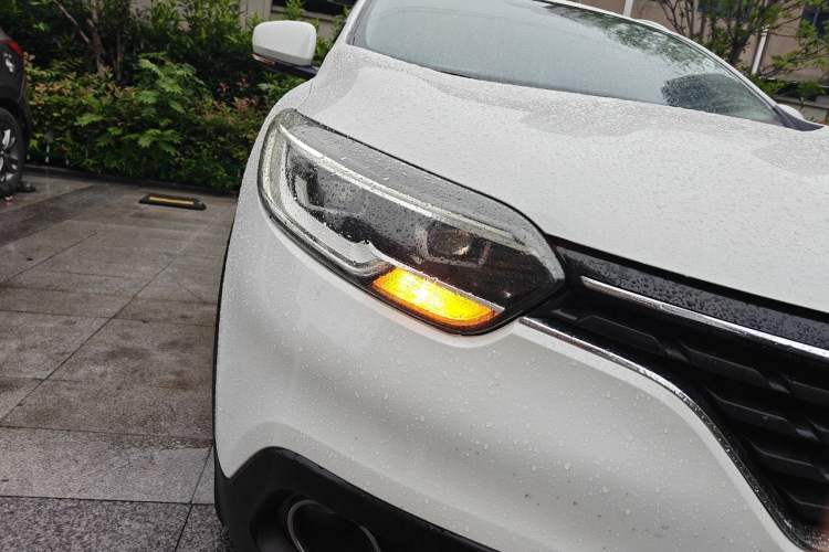 Used Renault Kadjar 2017 2.0L Two-Wheel-Drive Leading Edition Right Front Headlight