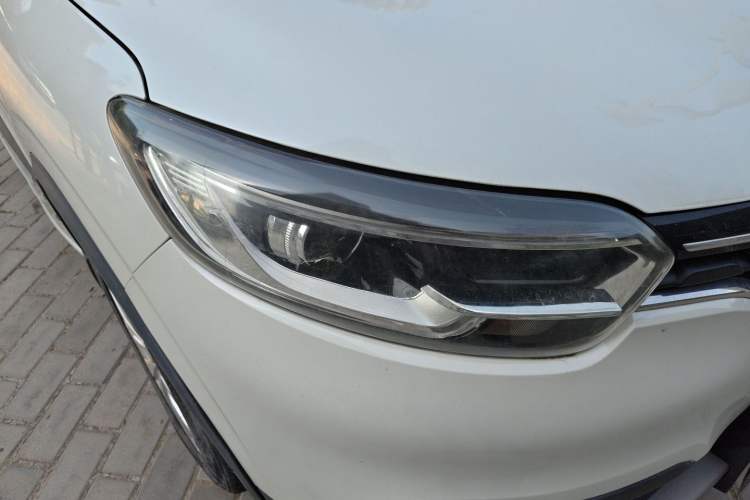 Used Renault Kadjar 2017 2.0L Two-Wheel Drive Fashion Edition Right Front Headlight