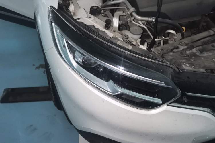 Used Renault Kadjar 2017 2.0L Two-Wheel-Drive Leading Edition Right Front Headlight