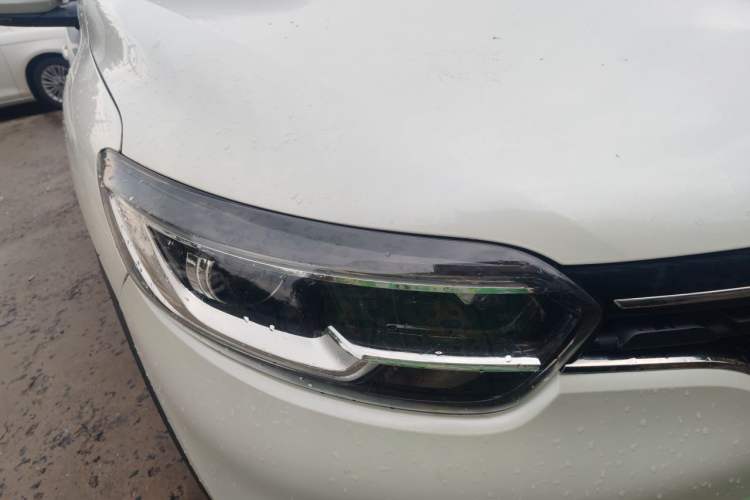 Used Renault Kadjar 2017 2.0L Two-Wheel-Drive Leading Edition Right Front Headlight