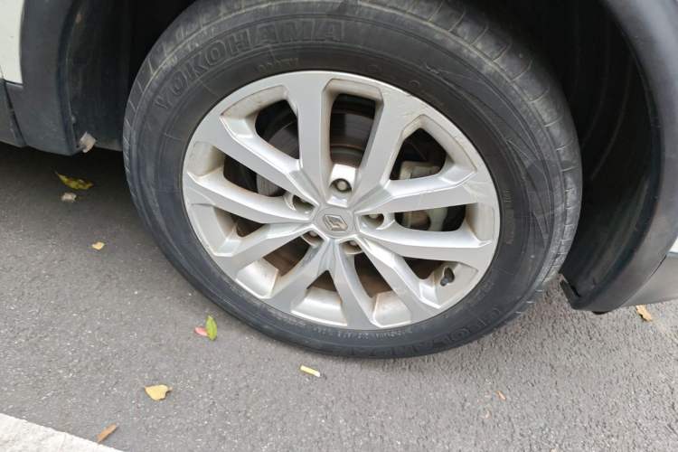Used Renault Kadjar 2017 2.0L Two-Wheel-Drive Leading Edition Right Front Wheel Hub