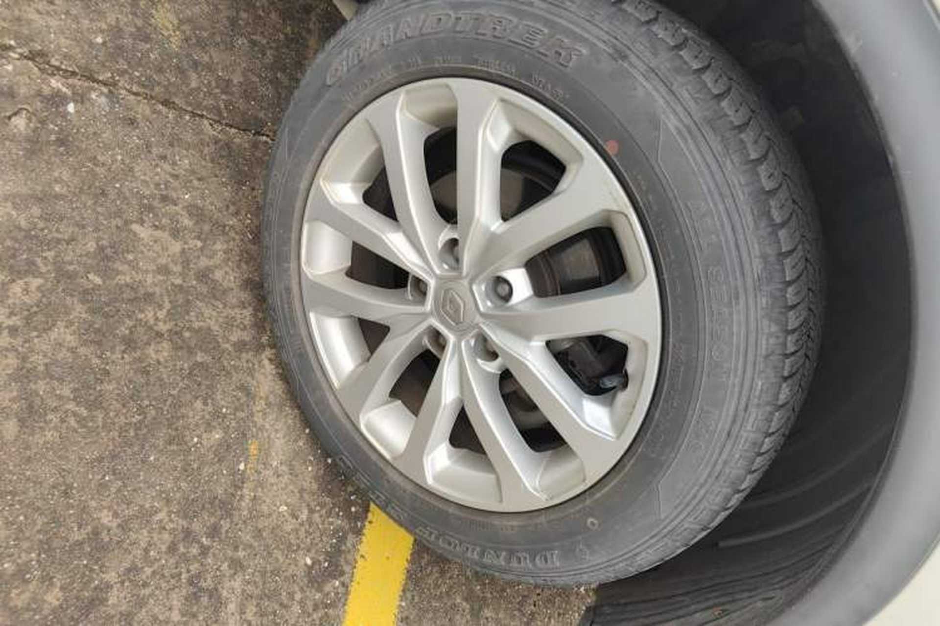Used Renault Kadjar 2017 2.0L Two-Wheel-Drive Leading Edition Right Front Wheel Hub