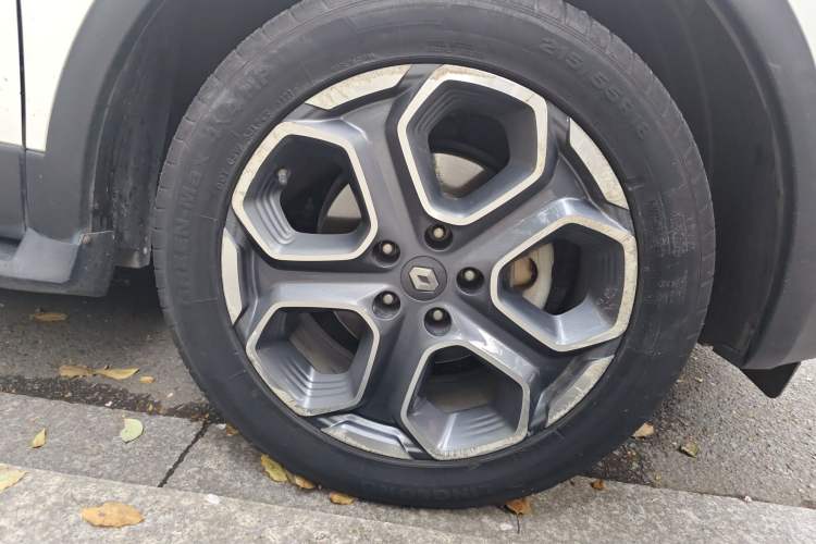Used Renault Kadjar 2017 2.0L Four-Wheel Drive Premium Edition Right Front Wheel Hub