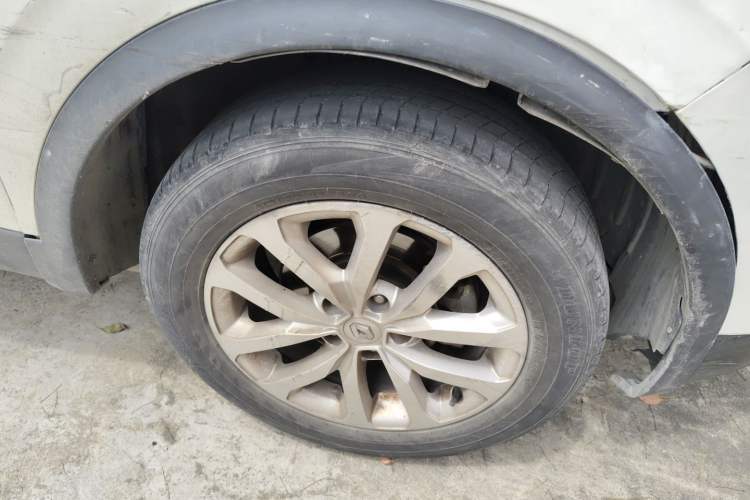 Used Renault Kadjar 2017 2.0L Two-Wheel-Drive Leading Edition Right Front Wheel Hub