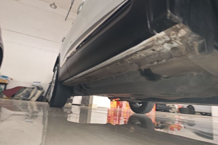 Used Renault Kadjar 2017 2.0L Two-Wheel-Drive Leading Edition Right Side Sill