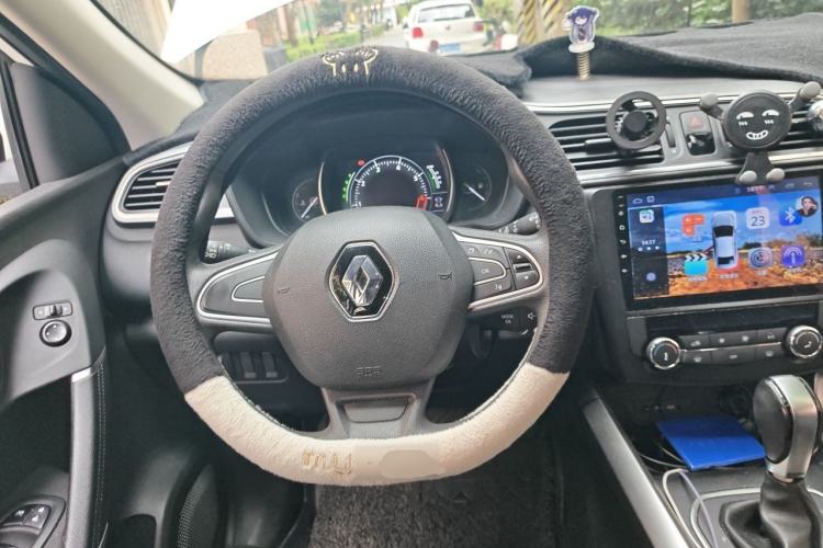 Used Renault Kadjar 2017 2.0L Two-Wheel Drive Fashion Edition Steering Wheel