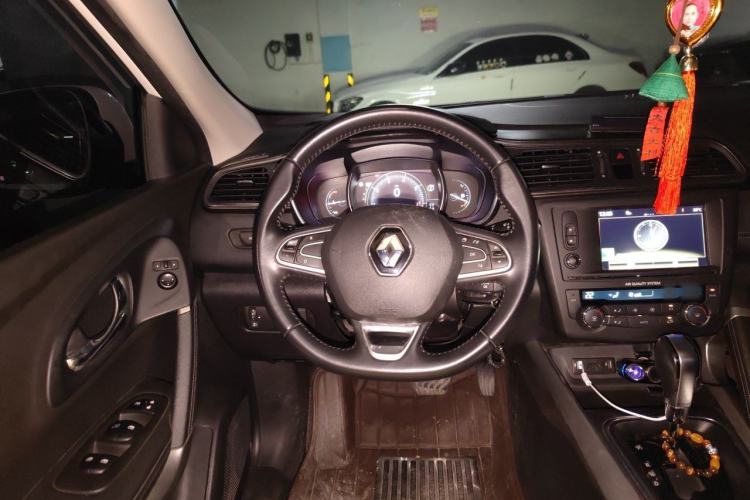 Used Renault Kadjar 2017 2.0L Two-Wheel-Drive Leading Edition Steering Wheel
