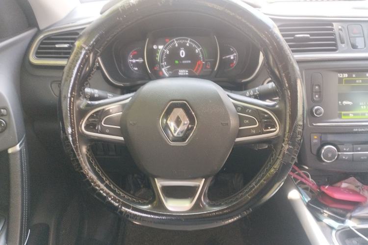 Used Renault Kadjar 2017 2.0L Two-Wheel Drive Luxury Edition Steering Wheel