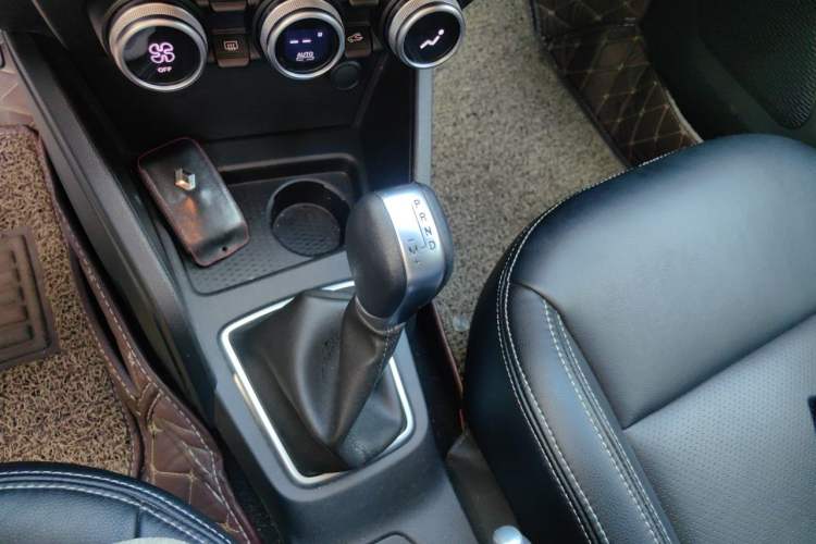 Used Renault Kadjar  Gear Lever
