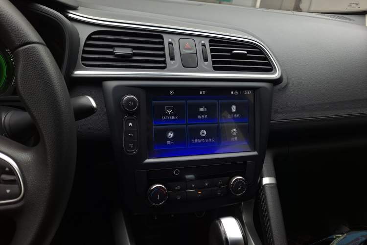 Used Renault Kadjar 2019 SCe200 Automatic 2WD Smart Edition Anniversary Model China V Standard Audio And AC Panel