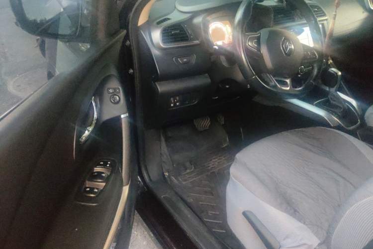 Used Renault Kadjar 2019 SCe200 Automatic 2WD Zhiyue Edition Anniversary Model China V Standard Driver Seat