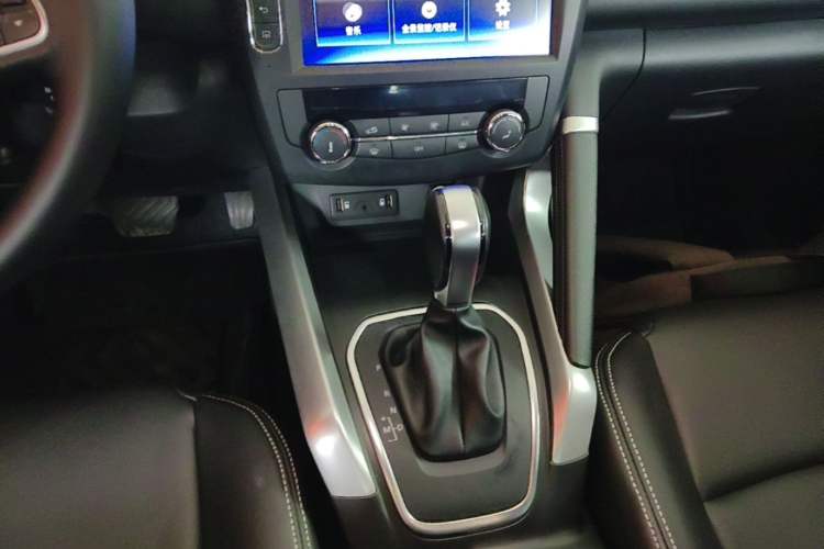 Used Renault Kadjar 2019 SCe200 Automatic 2WD Smart Edition Anniversary Model China V Standard Gear Lever