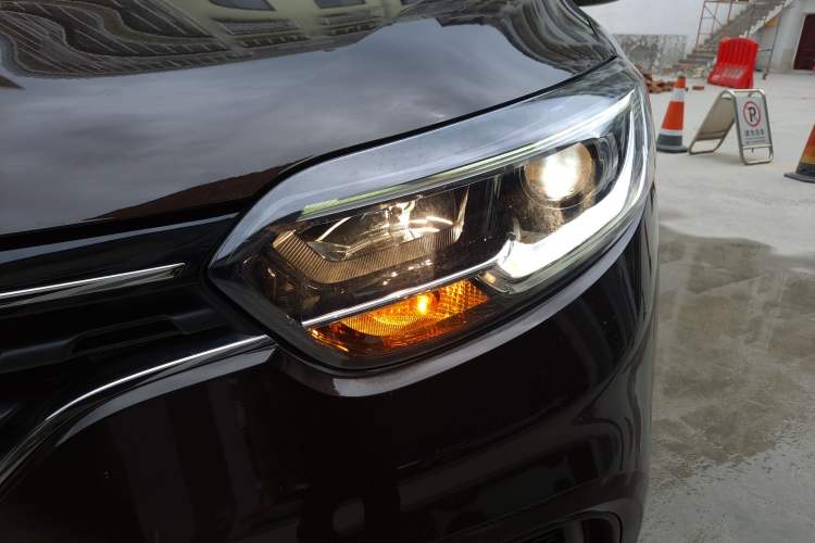 Used Renault Kadjar 2019 SCe200 Automatic 2WD Smart Edition Anniversary Model China V Standard Left Front Headlight