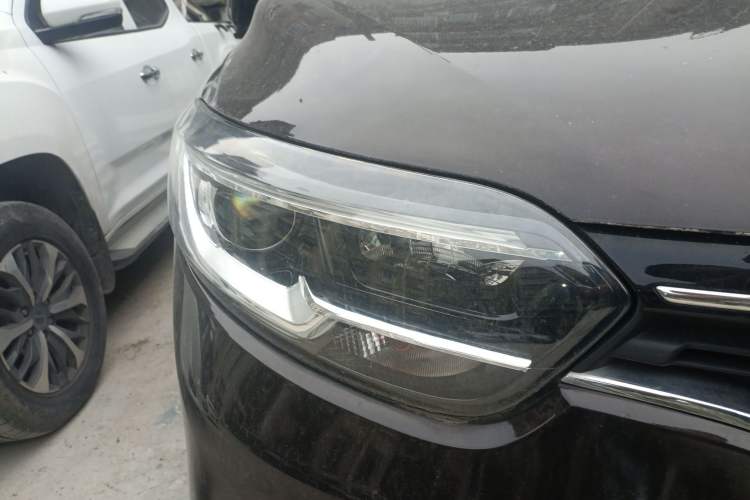 Used Renault Kadjar 2019 SCe200 Automatic 2WD Zhiyue Edition Anniversary Model China V Standard Right Front Headlight
