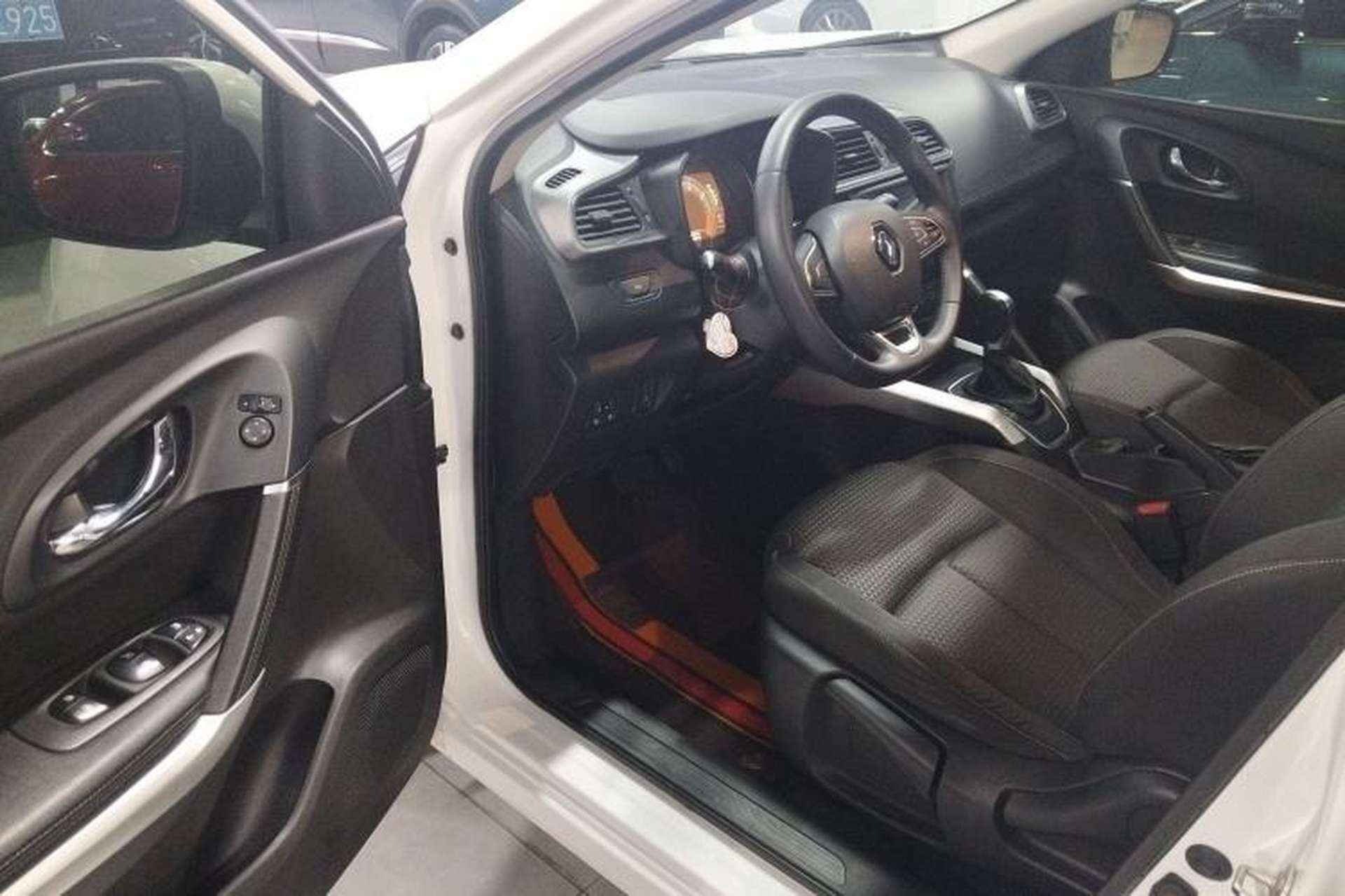 Used Renault Kadjar 2019 SCe200 Automatic 2WD Zhiyue Edition Anniversary Model China V Standard Driver Seat