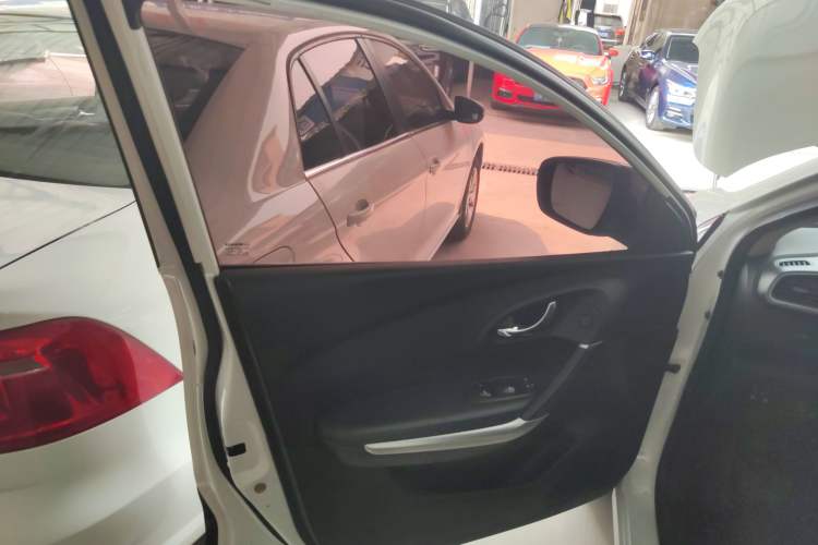 Used Renault Kadjar 2019 SCe200 Automatic 2WD Zhiyue Edition Anniversary Model China V Standard Left Front Door Interior