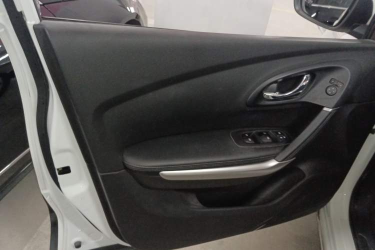Used Renault Kadjar 2019 SCe200 Automatic 2WD Zhiyue Edition Anniversary Model China VI Standard Left Front Door Interior