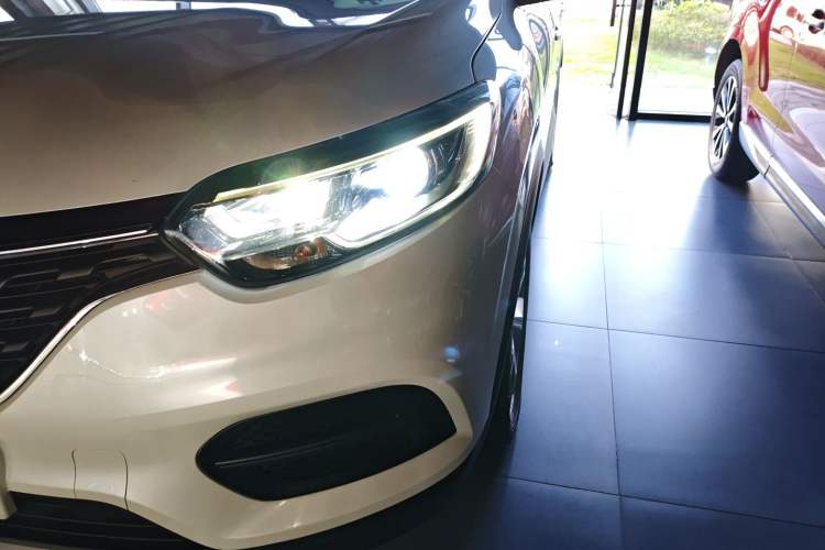 Used Renault Kadjar 2019 SCe200 Automatic 2WD Zhiyue Edition Anniversary Model China V Standard Left Front Headlight