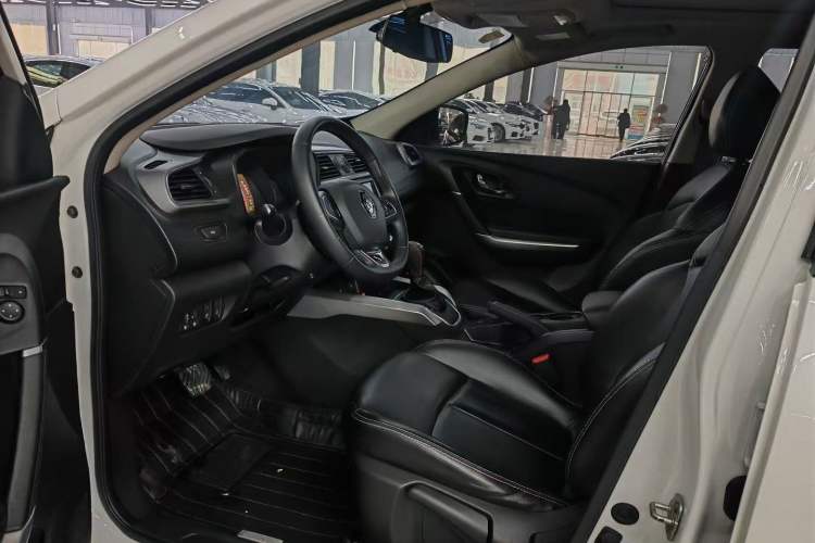 Used Renault Kadjar 2019 SCe200 Automatic 2WD Zhiyue Edition Anniversary Model China V Standard Left Front Seat