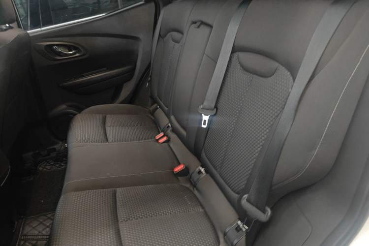 Used Renault Kadjar 2019 SCe200 Automatic 2WD Zhiyue Edition Anniversary Model China V Standard Left Rear Seat