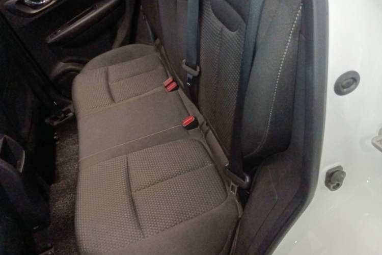 Used Renault Kadjar 2019 SCe200 Automatic 2WD Zhiyue Edition Anniversary Model China VI Standard Left Rear Seat