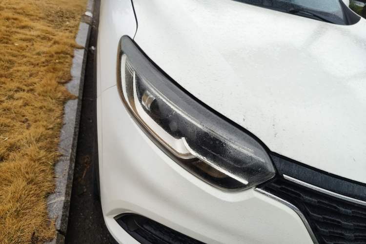 Used Renault Kadjar 2019 SCe200 Automatic 2WD Smart Edition Anniversary Model China VI Right Front Headlight