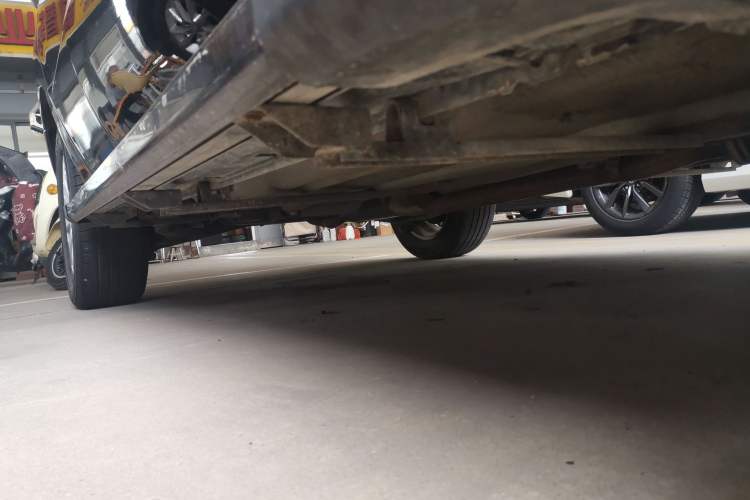 Used Renault Koleos 2014 Revised Version 2.0L Two-Wheel Drive Fashion Edition Right Side Sill