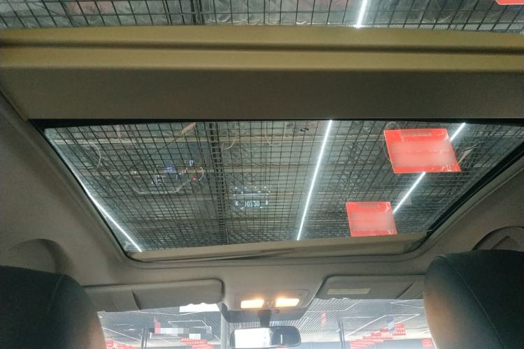 Used Renault Koleos 2014 Revised Version 2.0L Two-Wheel Drive Fashion Edition Headliner