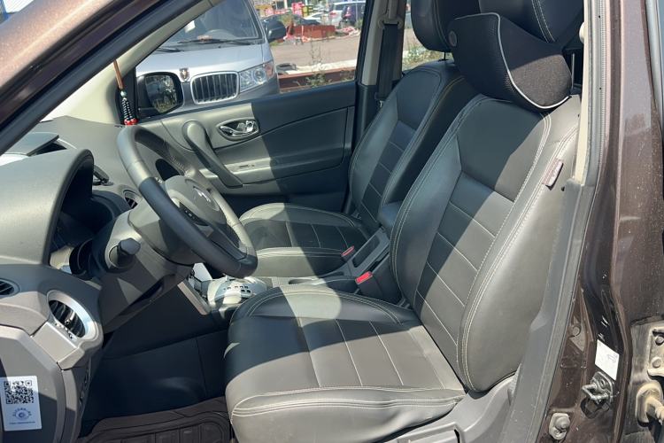 Used Renault Koleos 2014 Revised Version 2.0L Two-Wheel Drive Fashion Edition Left Front Seat