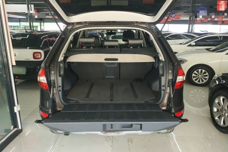 Used Renault Koleos 2014 Revised Version 2.0L Two-Wheel Drive Fashion Edition Trunk