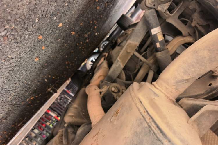 Used Renault Koleos 2009 2.5L Two-Wheel Drive Comfort Version Chassis Rear Left