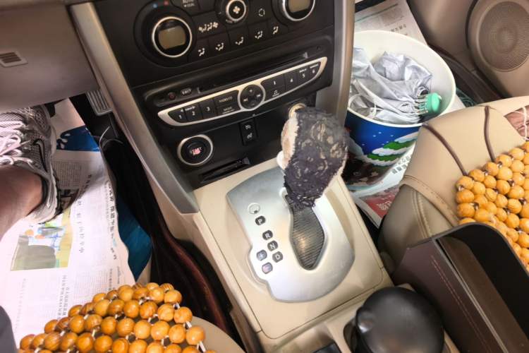 Used Renault Koleos 2009 2.5L Two-Wheel Drive Comfort Version Gear Lever