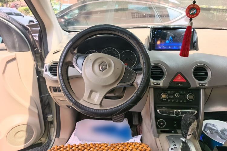Used Renault Koleos 2009 2.5L Two-Wheel Drive Comfort Version Steering Wheel