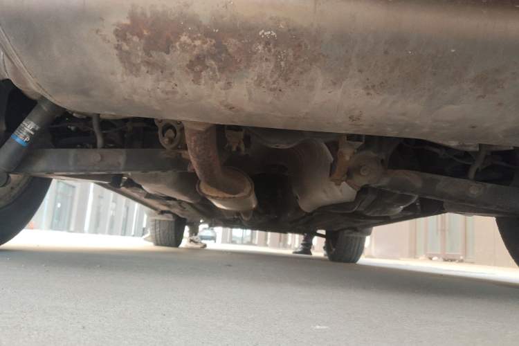 Used Renault Koleos 2009 2.5L Two-Wheel Drive Comfort Version Chassis Rear