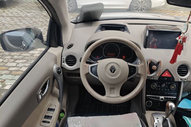 Used Renault Koleos 2009 2.5L Two-Wheel Drive Luxury Version Steering Wheel