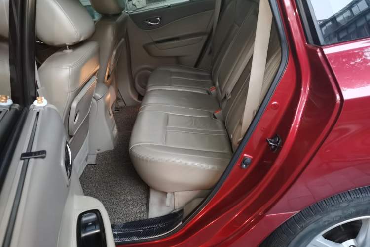 Used Renault Koleos 2009 2.5L Two-Wheel Drive Comfort Version Left Rear Seat
