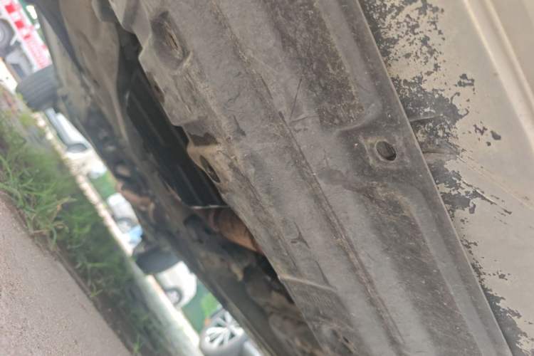 Used Renault Koleos 2010 2.5L 4x4 Comfort Edition Chassis Front