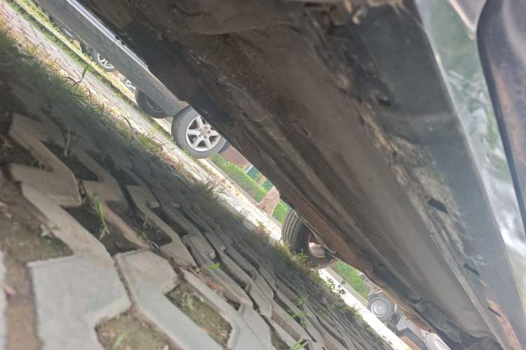 Used Renault Koleos 2010 2.5L 4x4 Comfort Edition Chassis Front Left