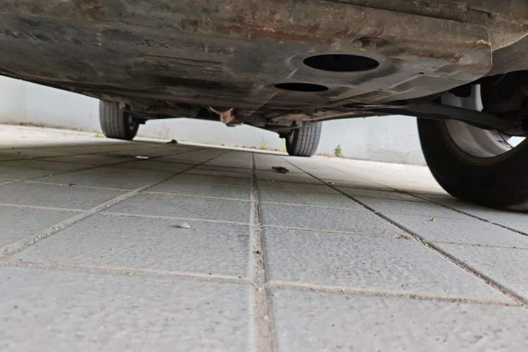 Used Renault Koleos 2010 2.5L 4x4 Comfort Edition Chassis Front