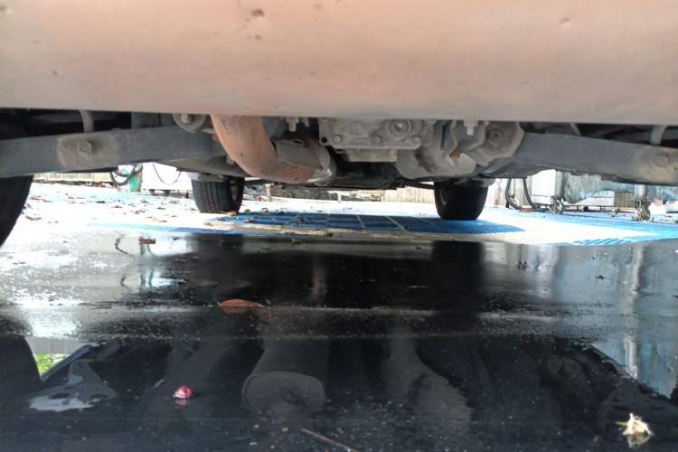 Used Renault Koleos 2010 2.5L 4x4 Comfort Edition Chassis Rear