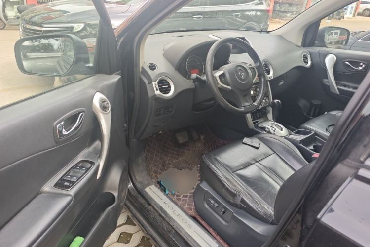 Used Renault Koleos 2010 2.5L 4x4 Comfort Edition Driver Seat