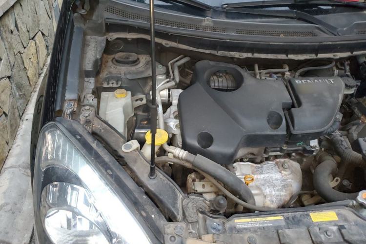 Used Renault Koleos 2010 2.5L 4x4 Comfort Edition Engine Bay Right