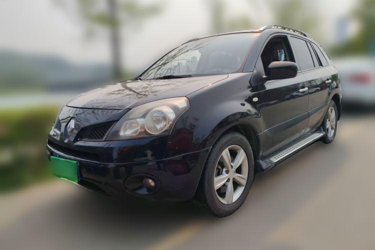 Used Renault Koleos 2010 2.5L 4x4 Comfort Edition Front Left 45 Deg