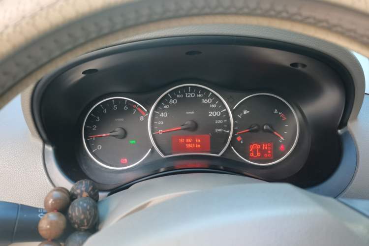 Used Renault Koleos 2010 2.5L 4x4 Comfort Edition Instrument Cluster
