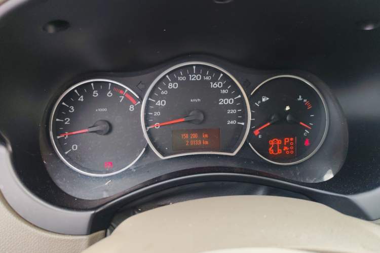 Used Renault Koleos 2010 2.5L 4x4 Comfort Edition Instrument Cluster