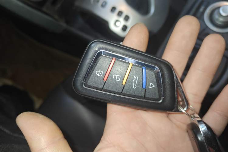 Used Renault Koleos 2010 2.5L 4x4 Comfort Edition Interior 1