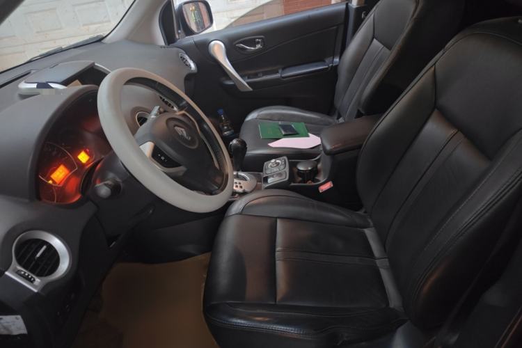 Used Renault Koleos 2010 2.5L 4x4 Comfort Edition Left Front Seat