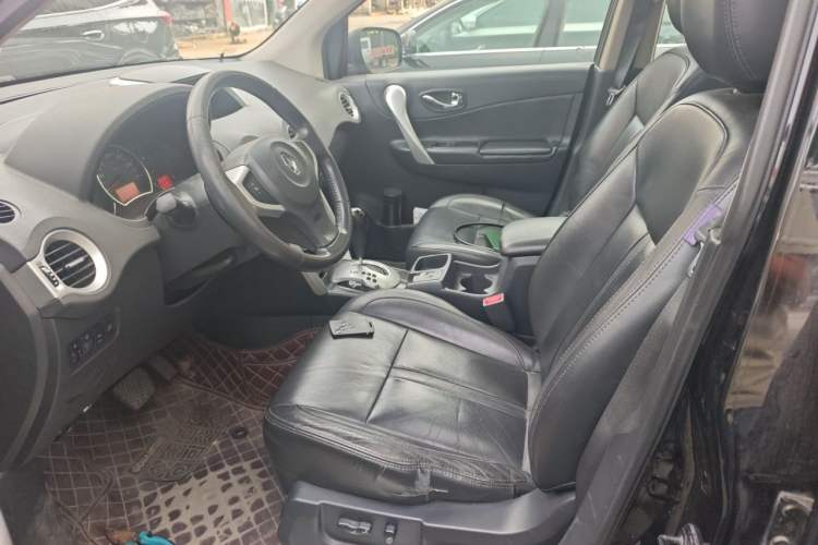 Used Renault Koleos 2010 2.5L 4x4 Comfort Edition Left Front Seat